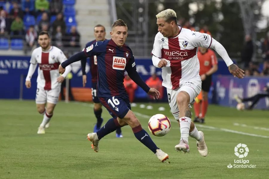 韦斯卡对阵埃瓦尔;力求完成比赛,全场震撼的简单介绍 韦斯卡对阵埃瓦尔;力求完成比赛,全场震撼的简单介绍