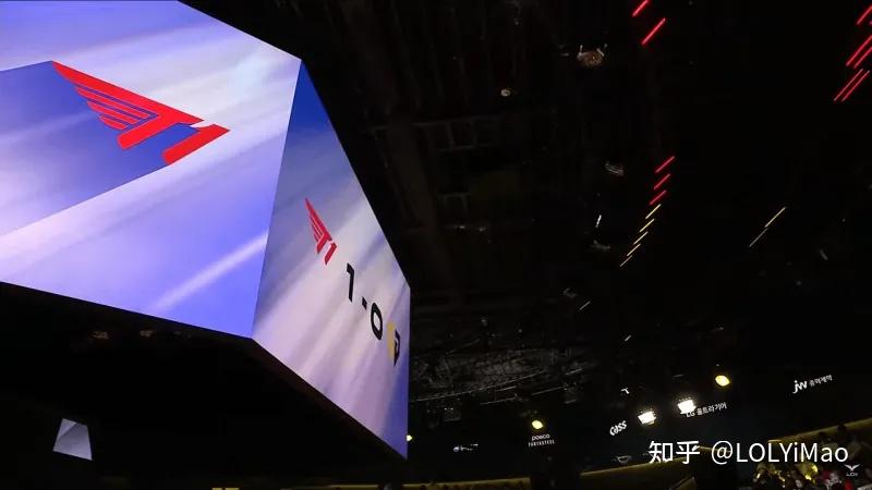 V5碾压FNC,Gumayusi极限生还后反打焦点之战半决赛,技惊四座 V5碾压FNC,Gumayusi极限生还后反打焦点之战半决赛,技惊四座